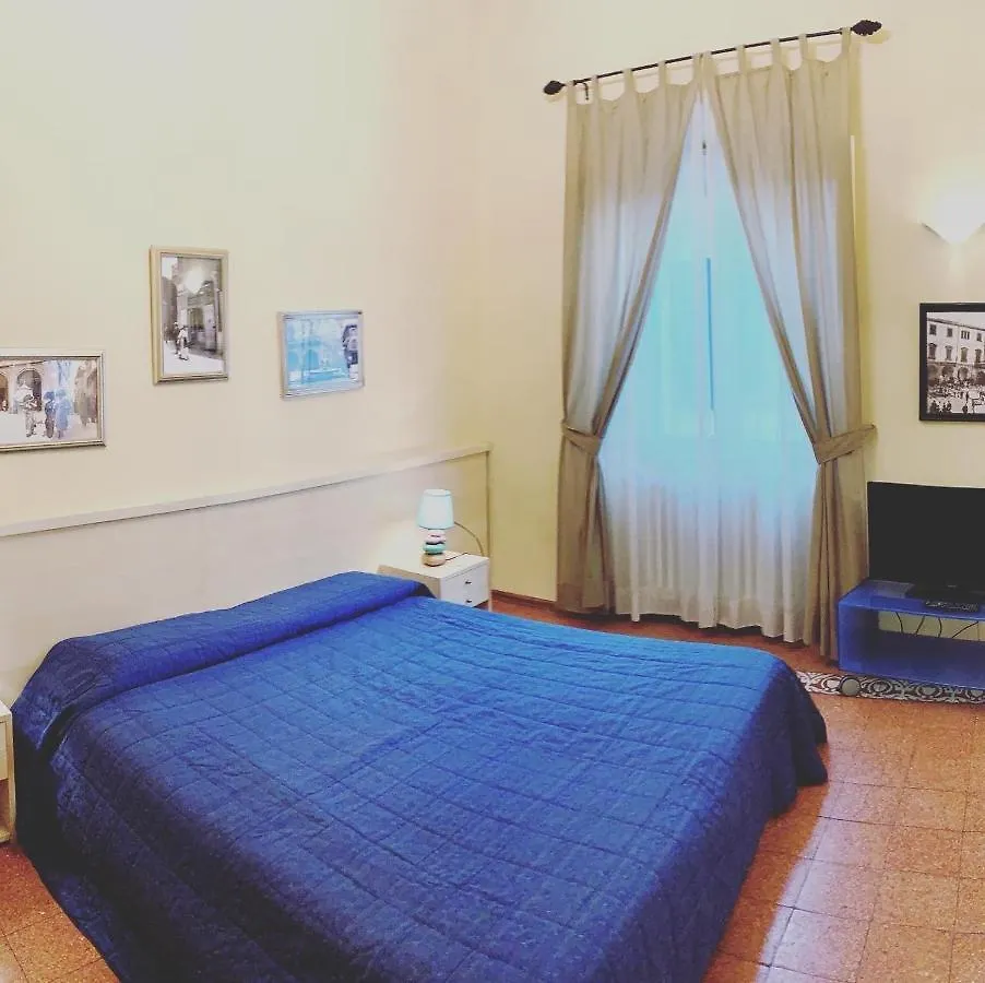 Residence Manassei Prato  Lejlighedshotel Prato (Prato)